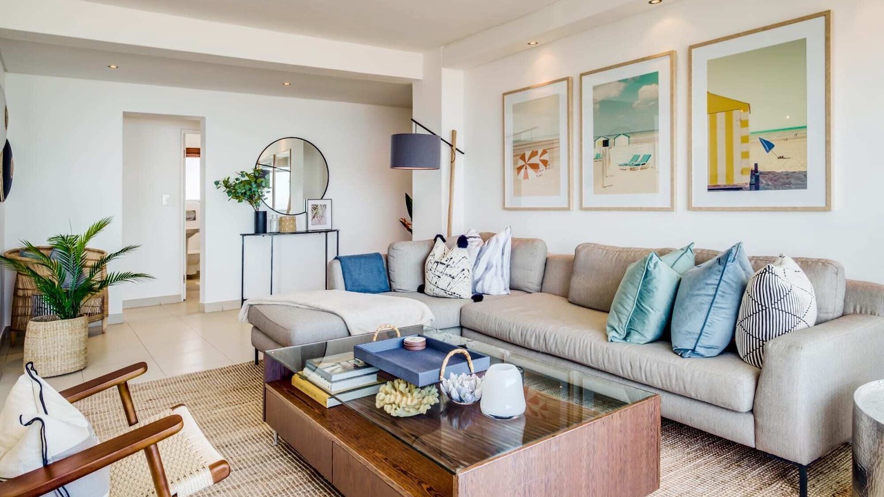 Photo of Livingroom in Mouille Point