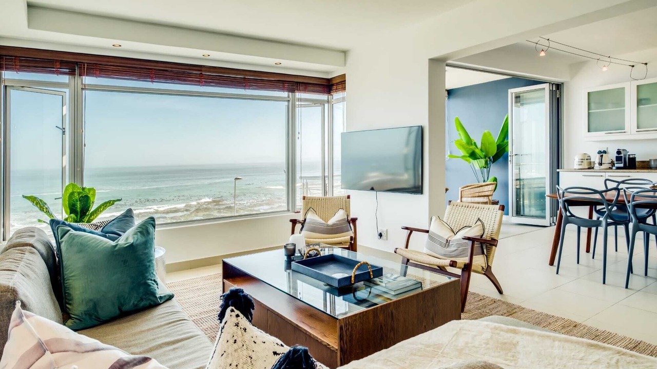 Photo of Livingroom in Mouille Point