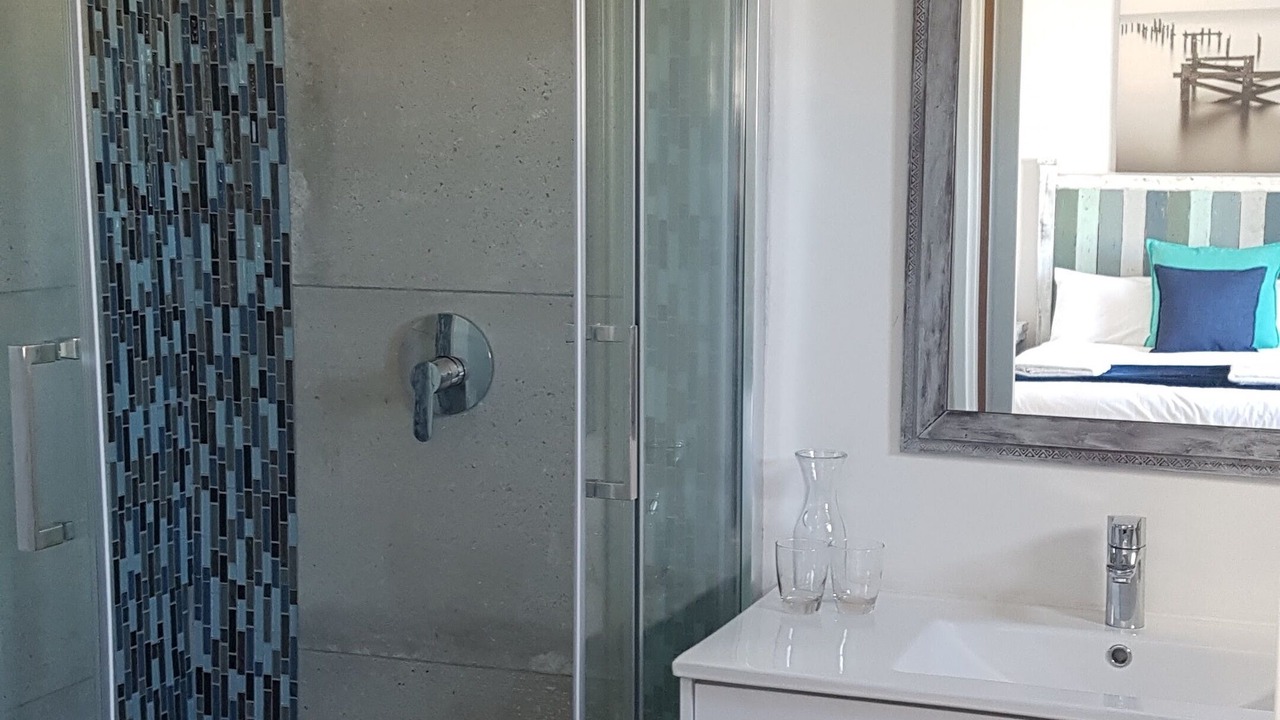 Photo of Bathroom in Strand