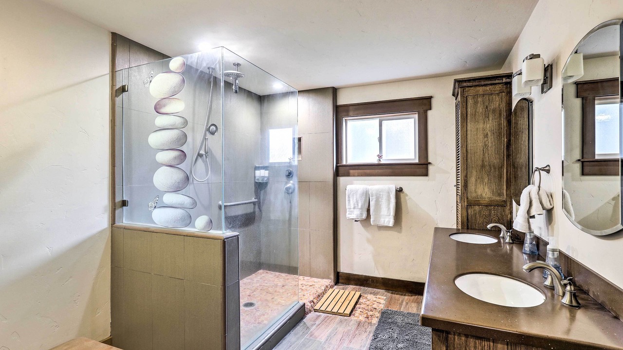 Photo of Bathroom in Comstock Acres