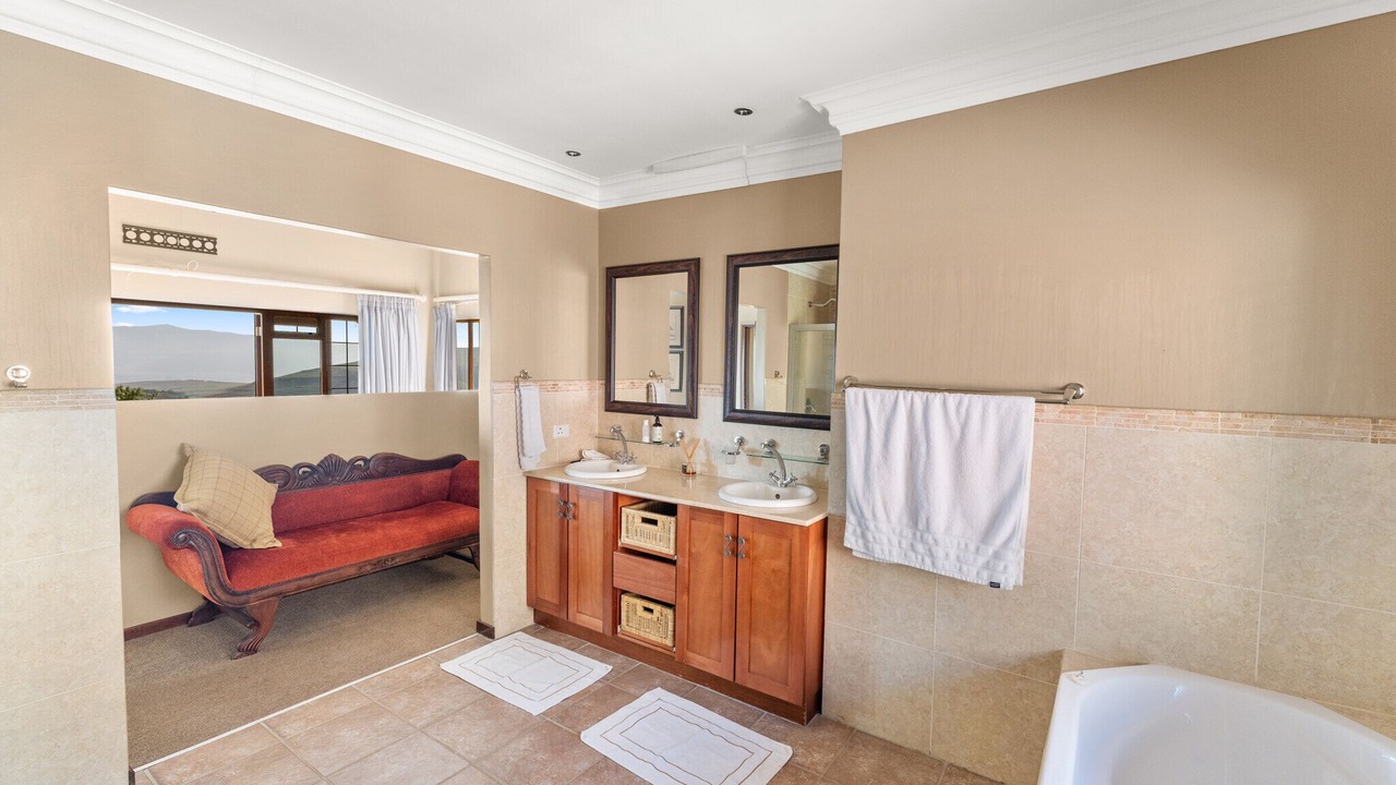 Photo of Bathroom in Himeville