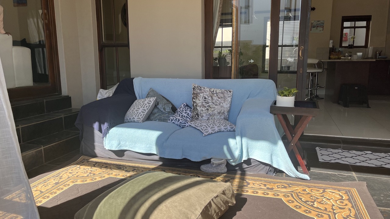 Photo of Livingroom in Bloubergstrand