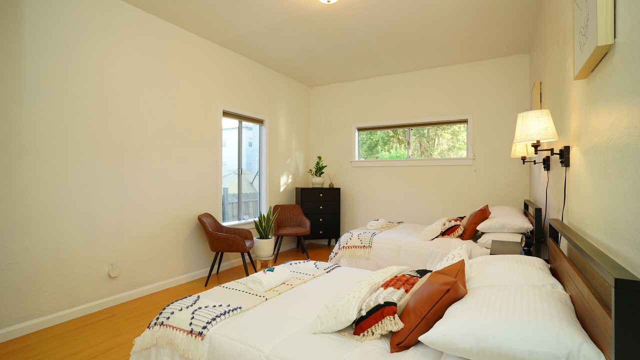 Photo of Bedroom in Oak Center