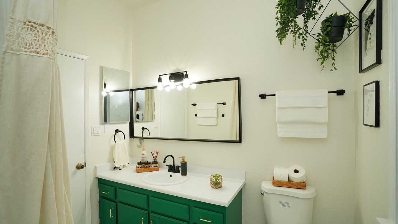 Photo of Bathroom in Oak Center
