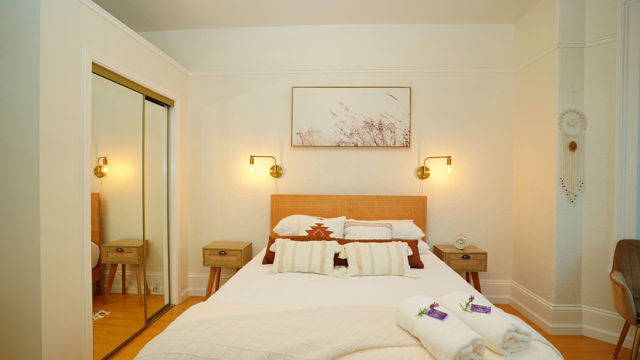 Photo of Bedroom in Oak Center