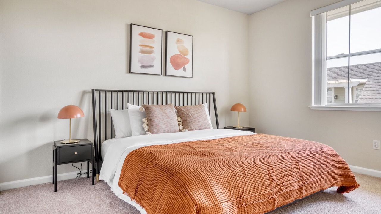 Photo of Bedroom in Central San Mateo