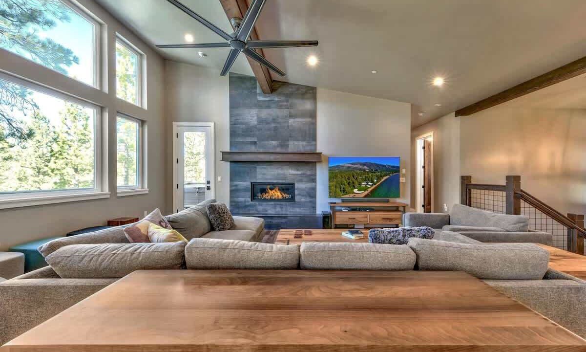 Photo of Livingroom in Montgomery Estates