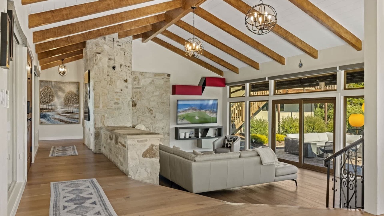 Photo of Livingroom in Carmel