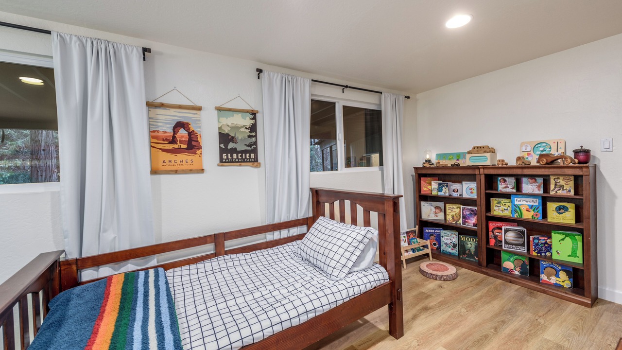 Photo of Bedroom in Apple Hill