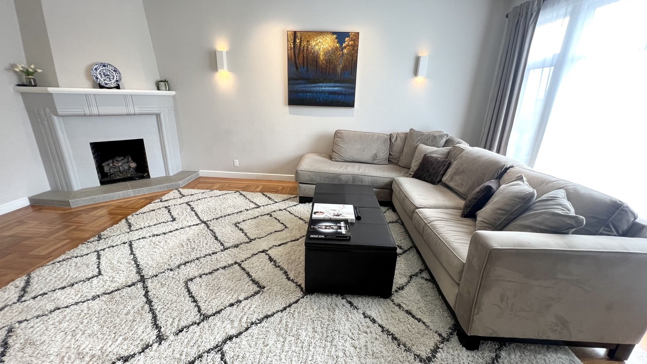 Photo of Livingroom in Outer Sunset