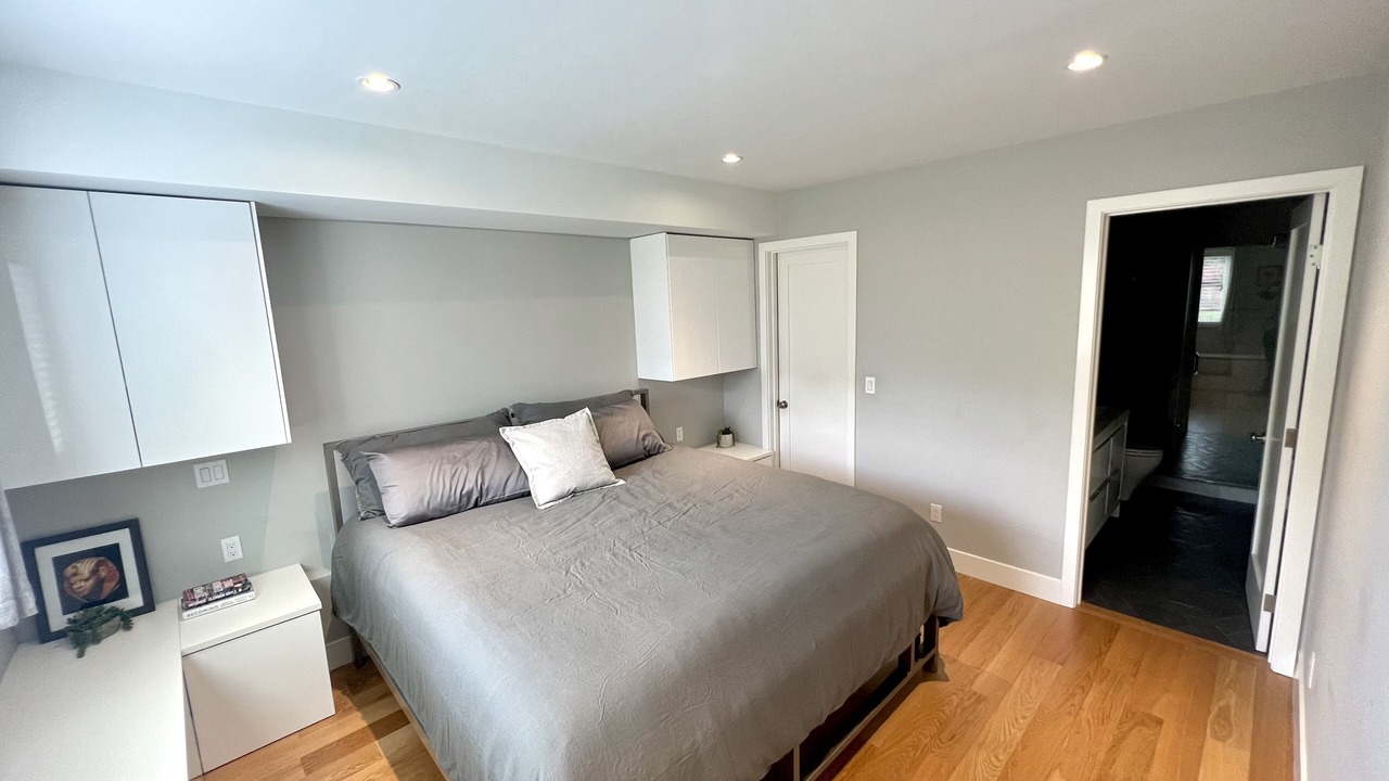Photo of Bedroom in Outer Sunset