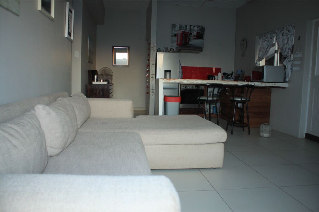 Photo of Livingroom in Salt Rock