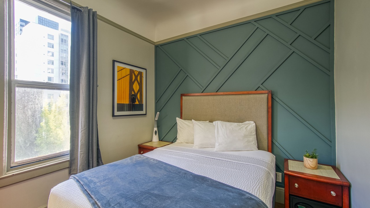 Photo of Bedroom in Downtown San Francisco