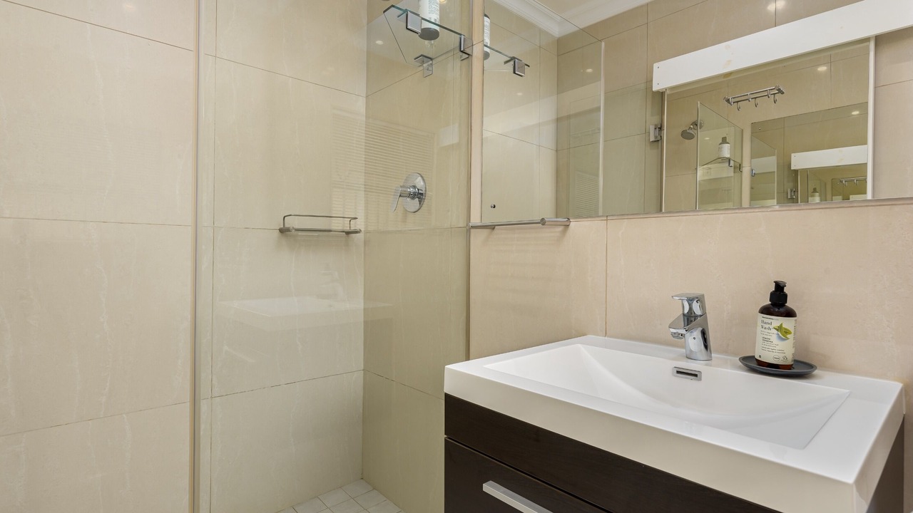 Photo of Bathroom in Three Anchor Bay