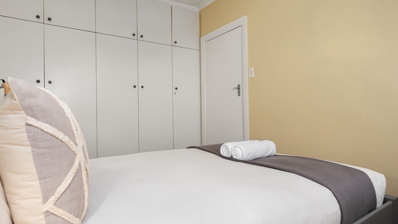 Photo of Bedroom in Three Anchor Bay