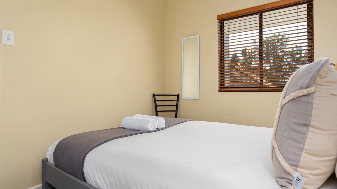 Photo of Bedroom in Three Anchor Bay