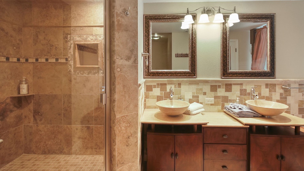 Photo of Bathroom in Lodi