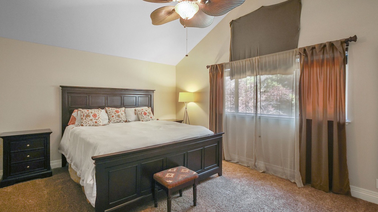 Photo of Bedroom in Lodi