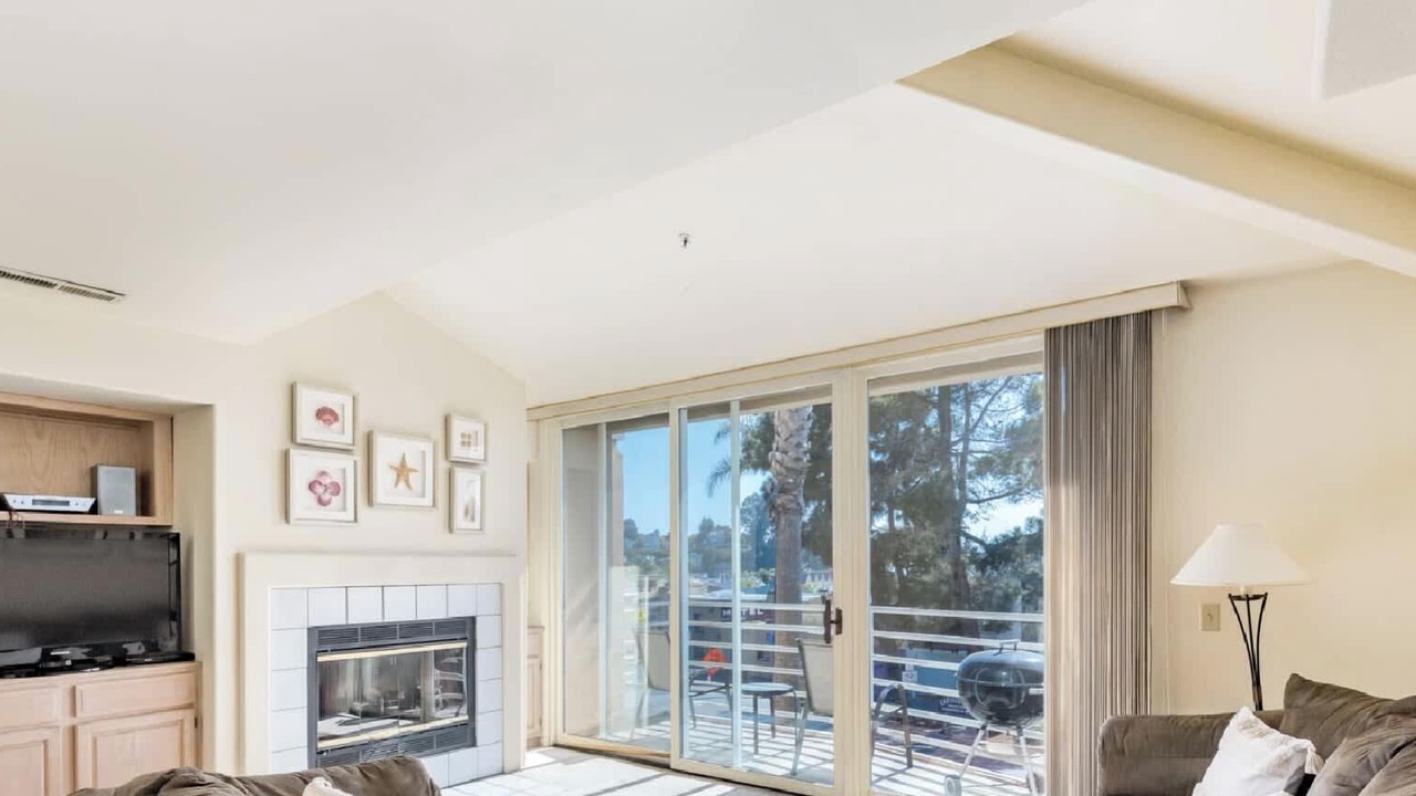 Photo of Livingroom in Capitola