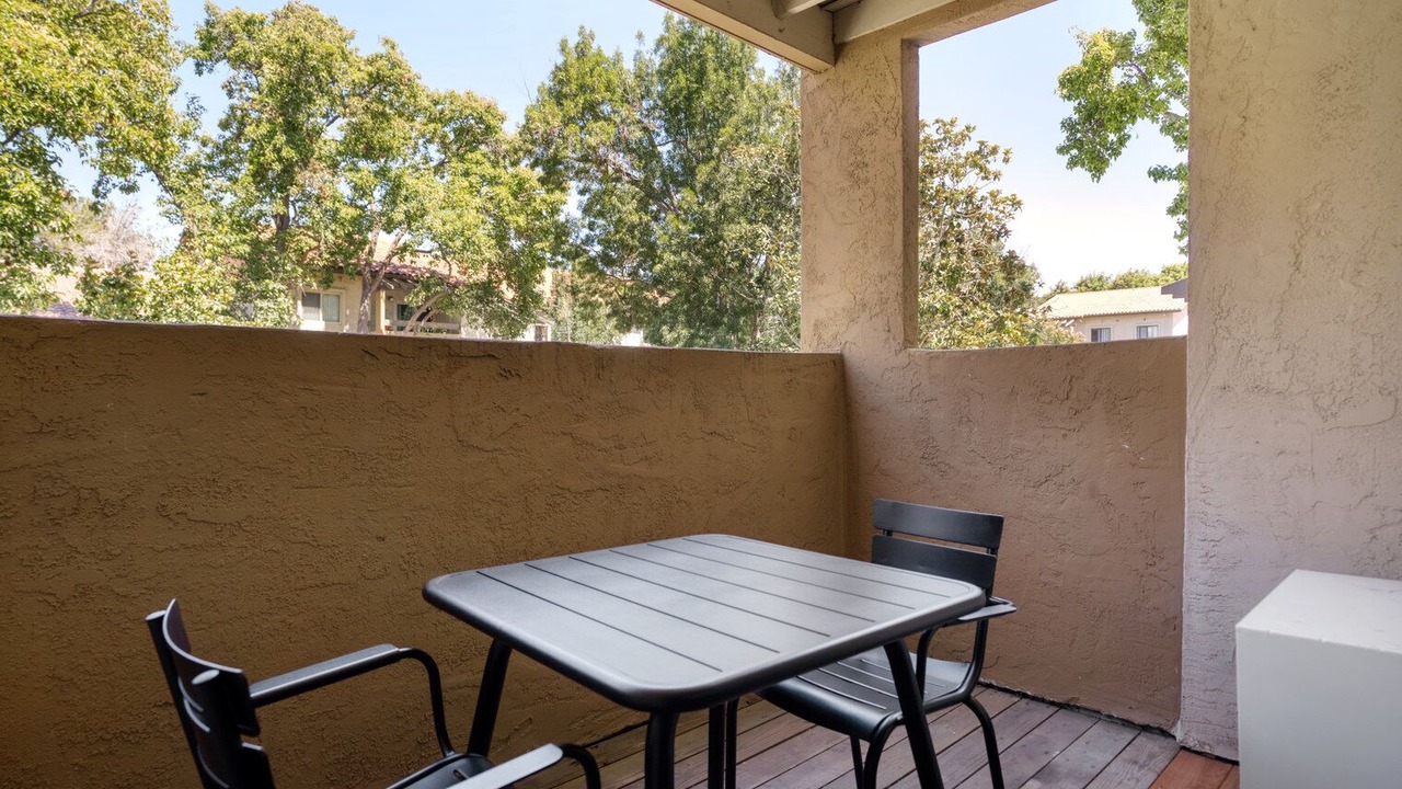 Photo of Outdoor in Shoreline West