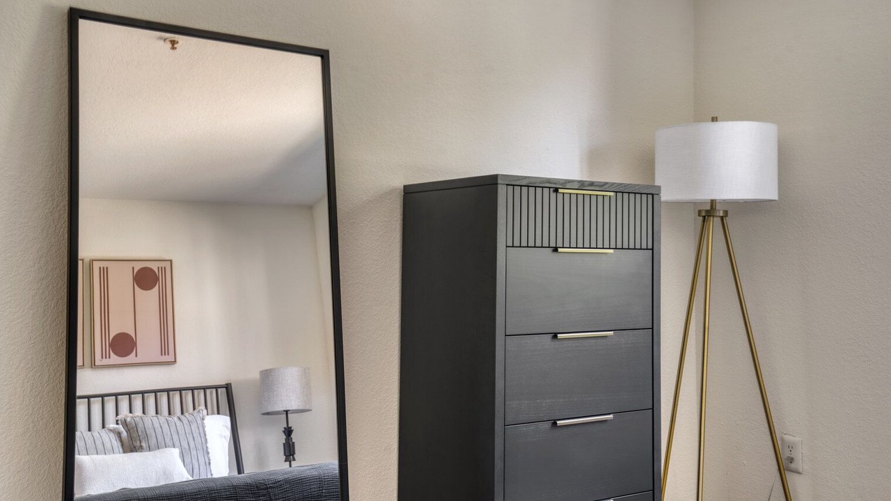 Photo of Bedroom in Shoreline West