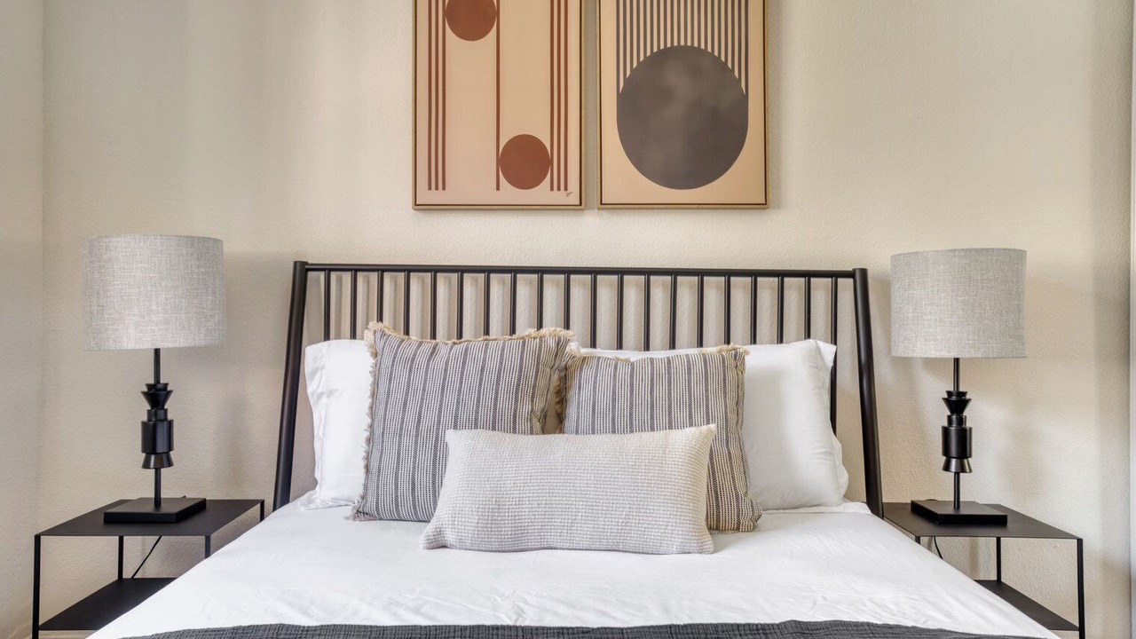 Photo of Bedroom in Shoreline West