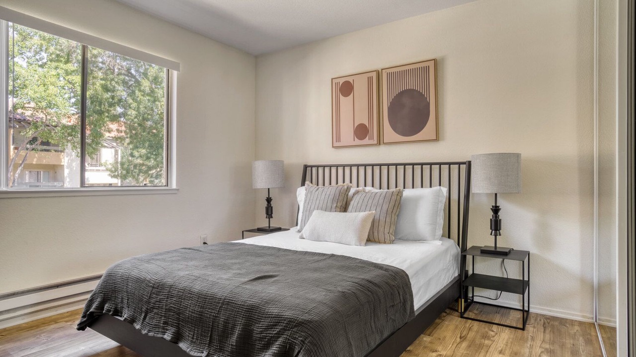 Photo of Bedroom in Shoreline West