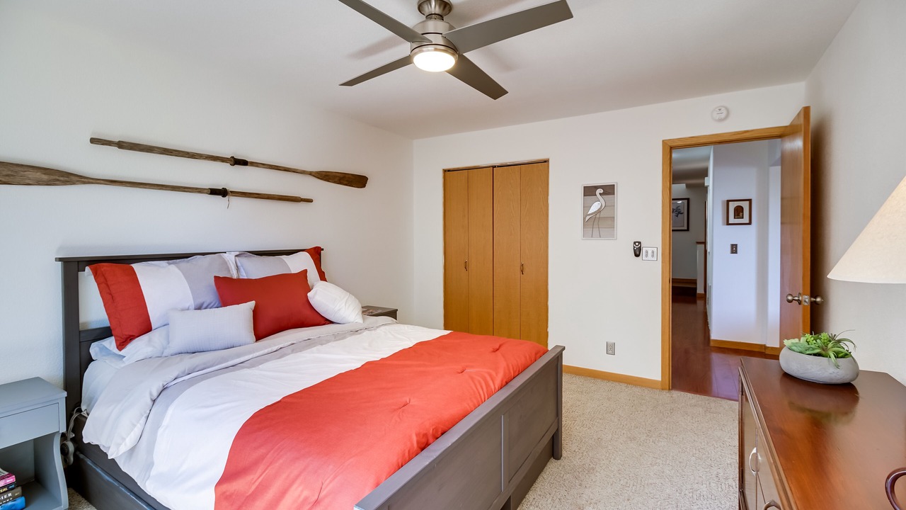 Photo of Bedroom in Kelseyville