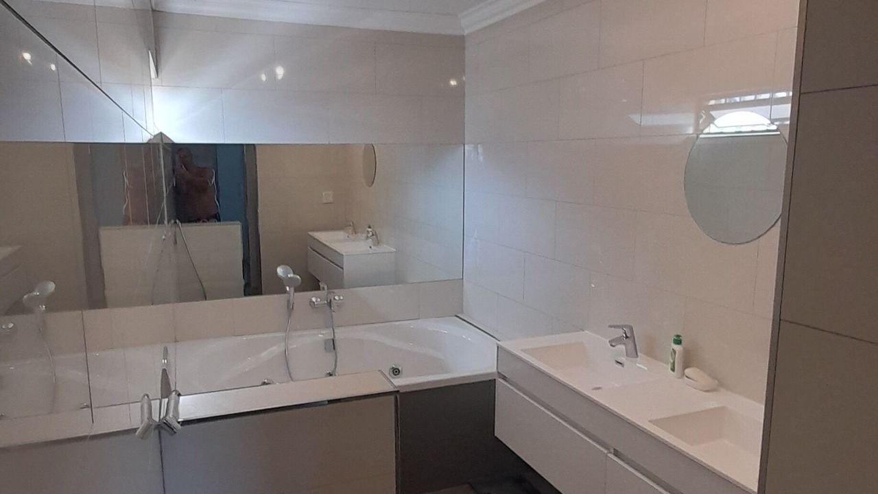 Photo of Bathroom in Eikenbosch