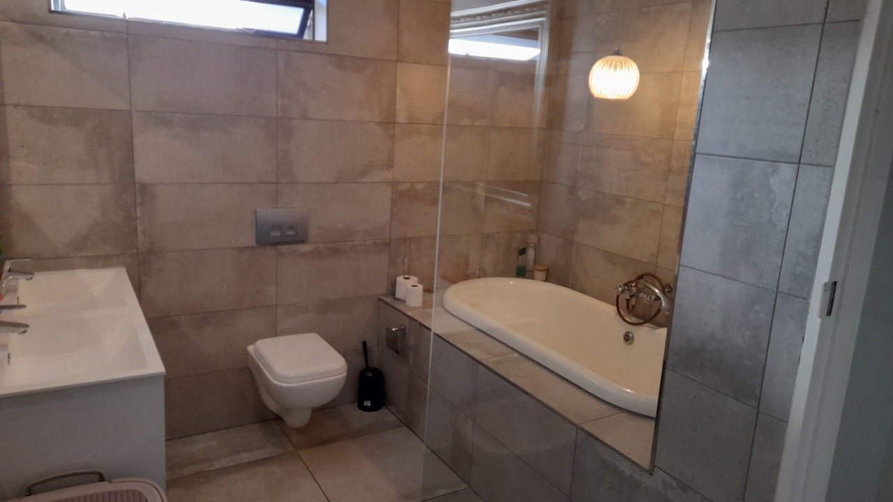 Photo of Bathroom in Eikenbosch