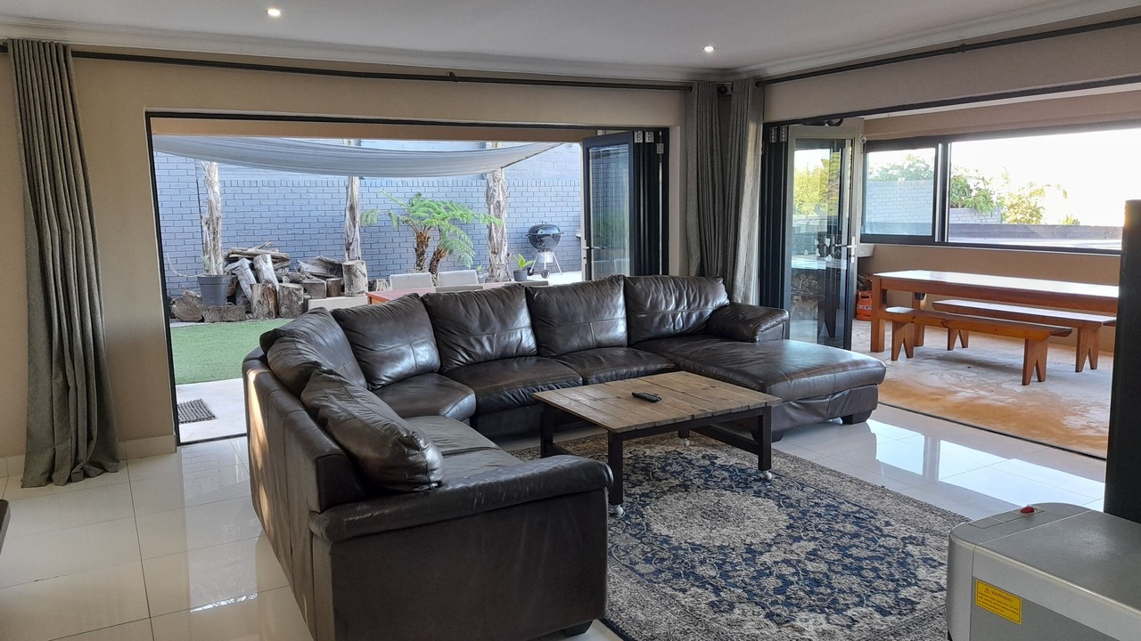 Photo of Livingroom in Eikenbosch