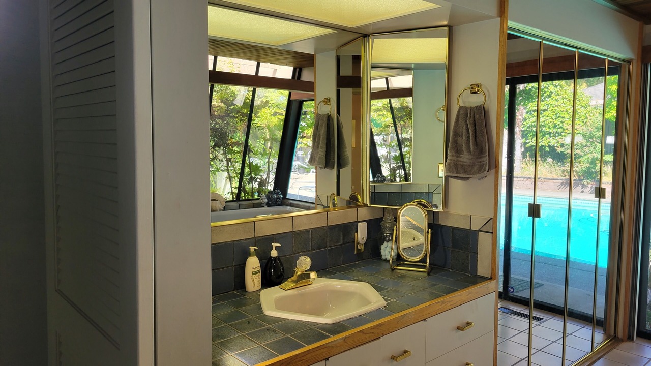Photo of Bathroom in Ukiah