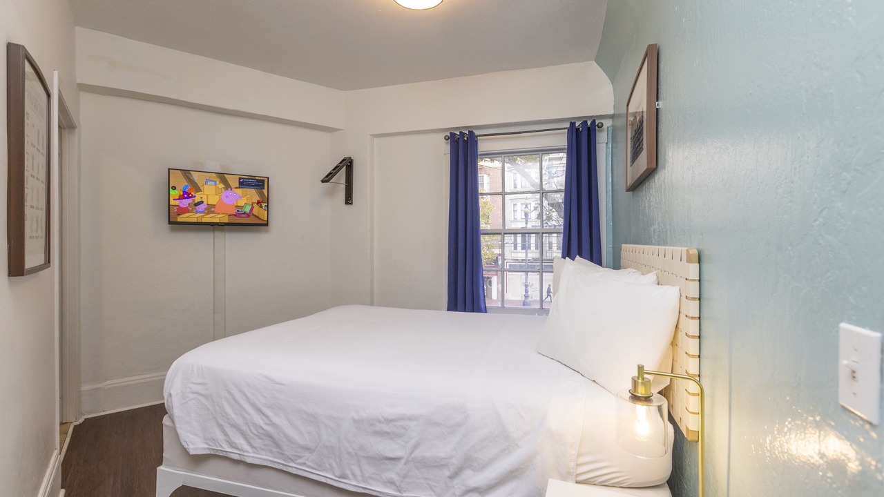 Photo of Bedroom in Civic Center