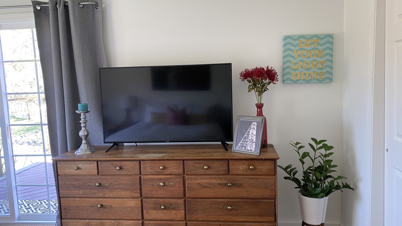 Photo of Bedroom in Redwood Valley