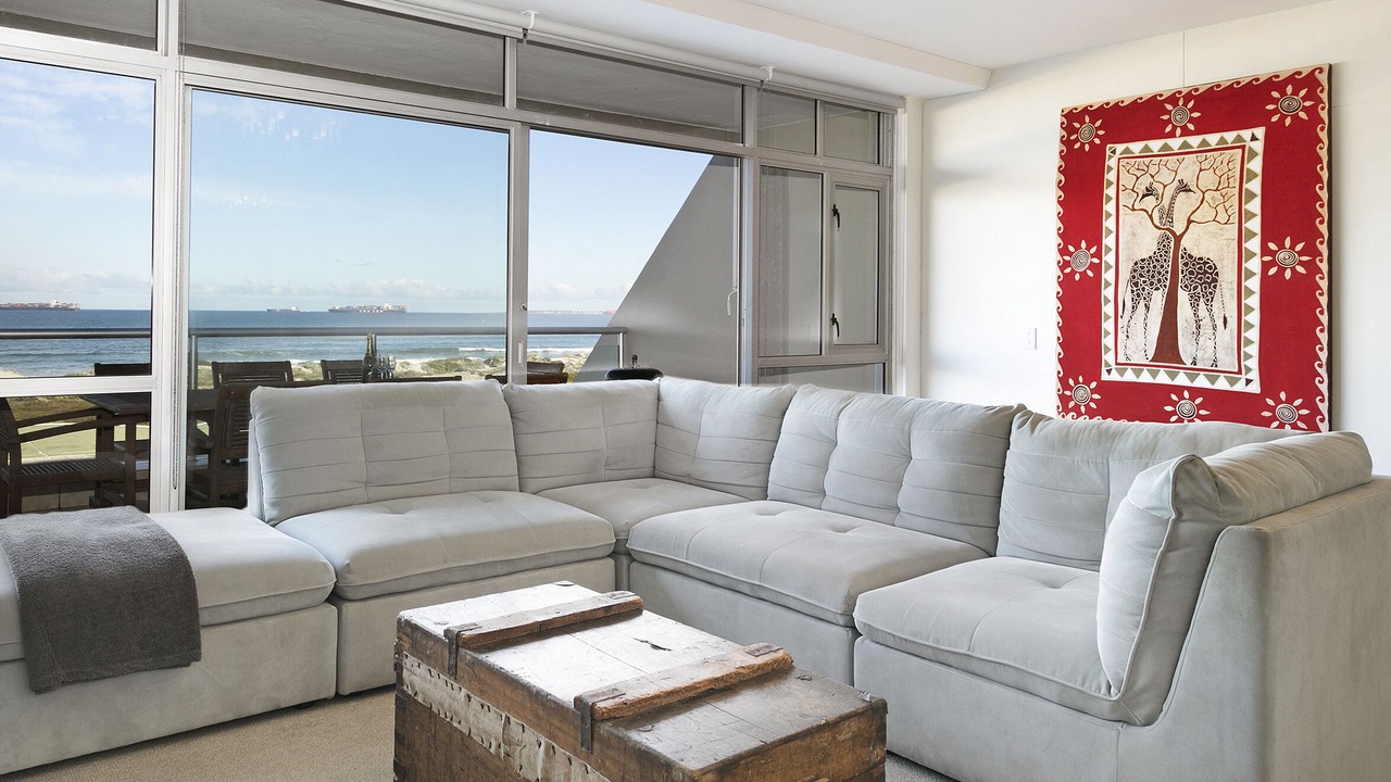Photo of Livingroom in Milnerton