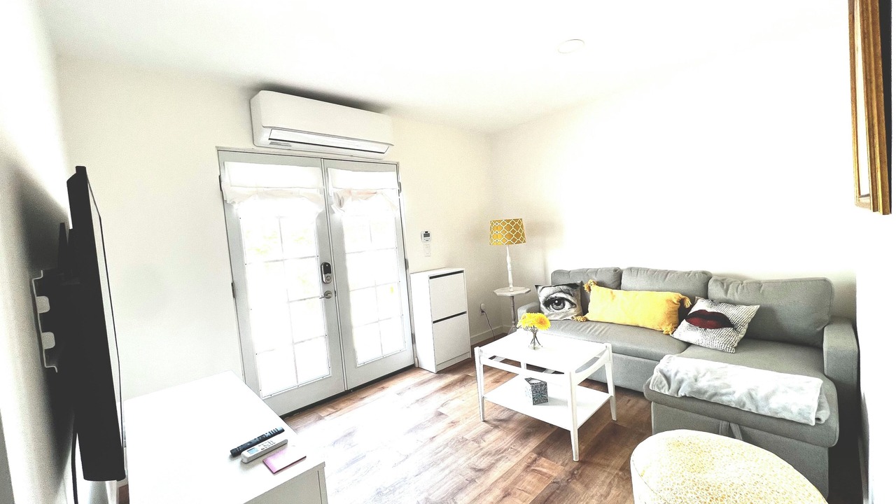 Photo of Livingroom in Edenvale