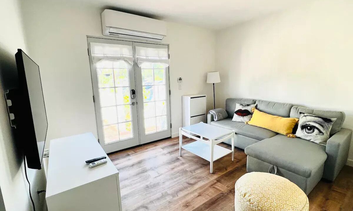 Photo of Livingroom in Edenvale