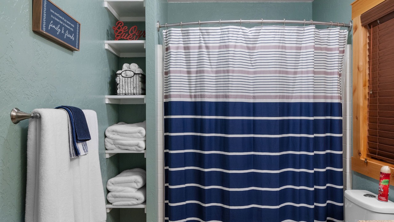 Photo of Bathroom in Shingletown