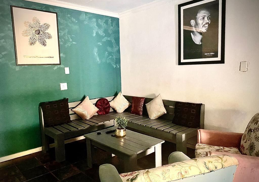 Photo of Livingroom in Meyerton