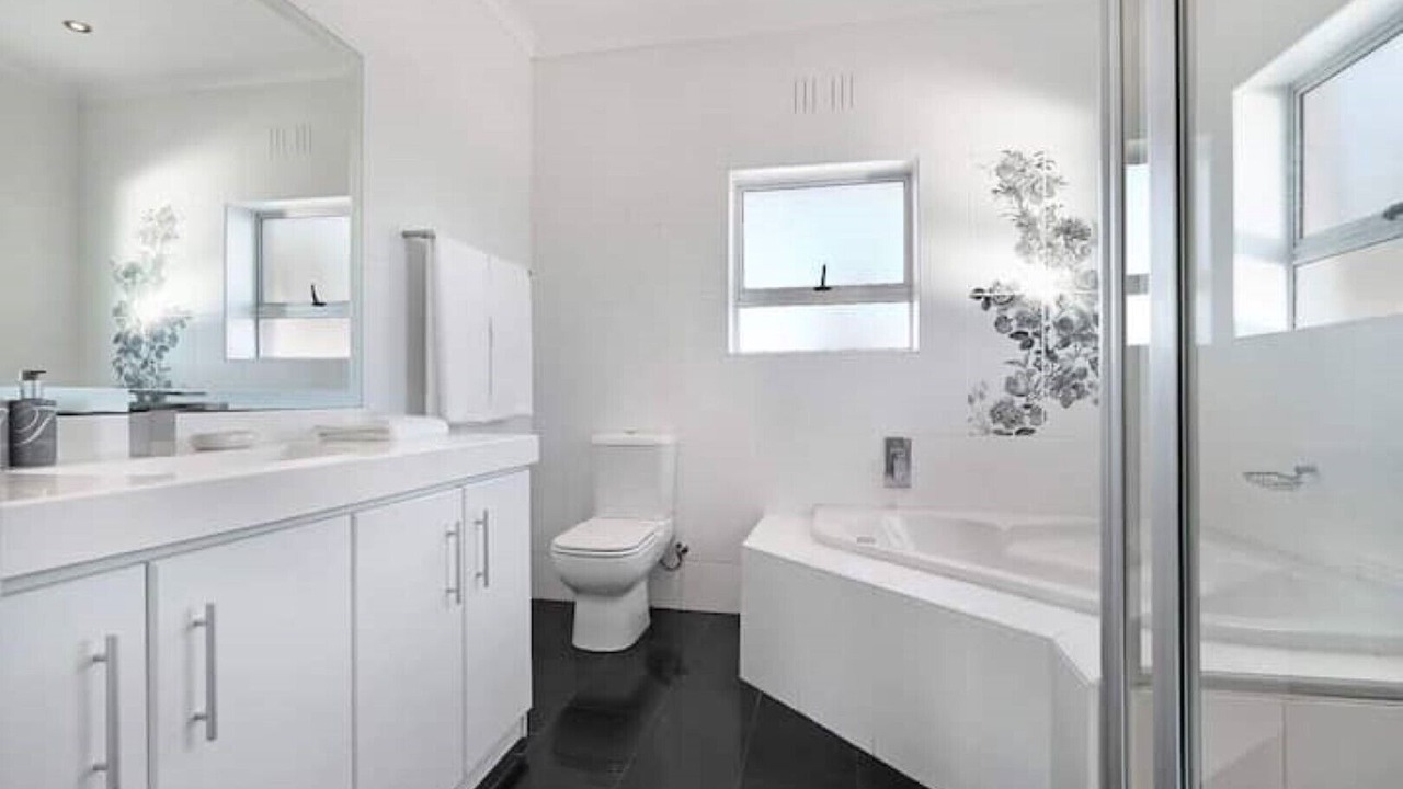 Photo of Bathroom in Parow