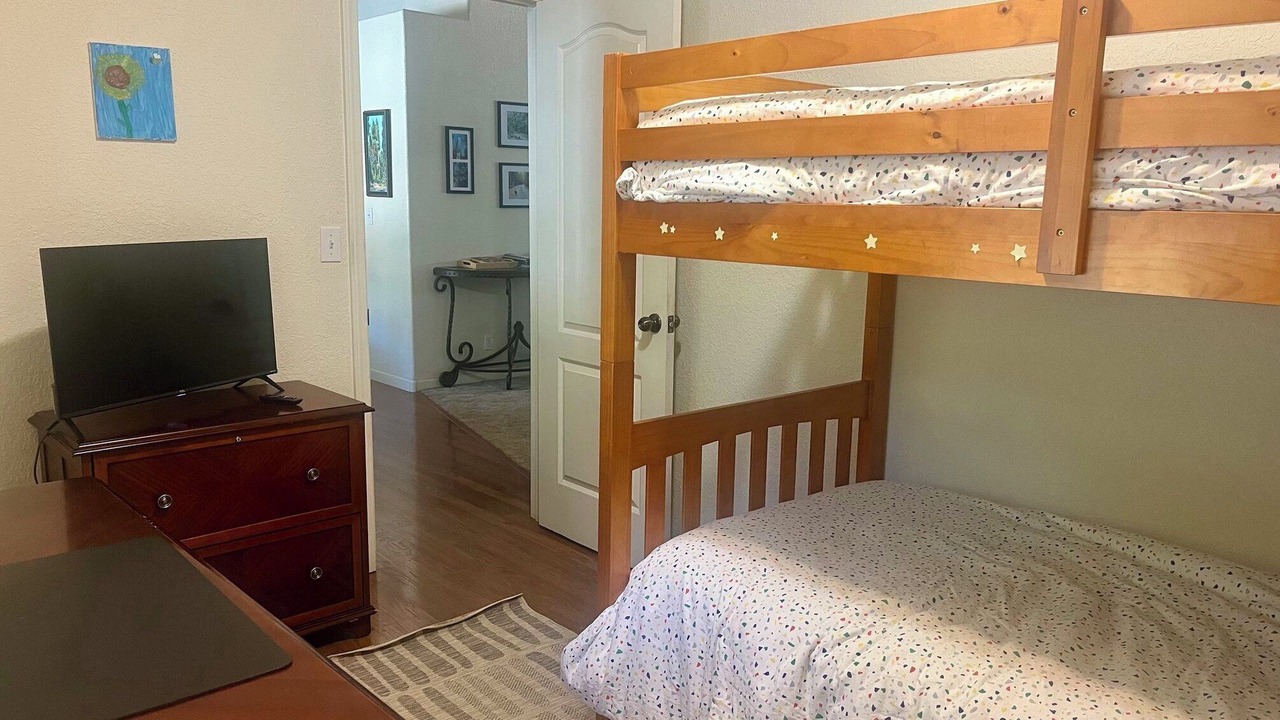 Photo of Bedroom in Brownsville