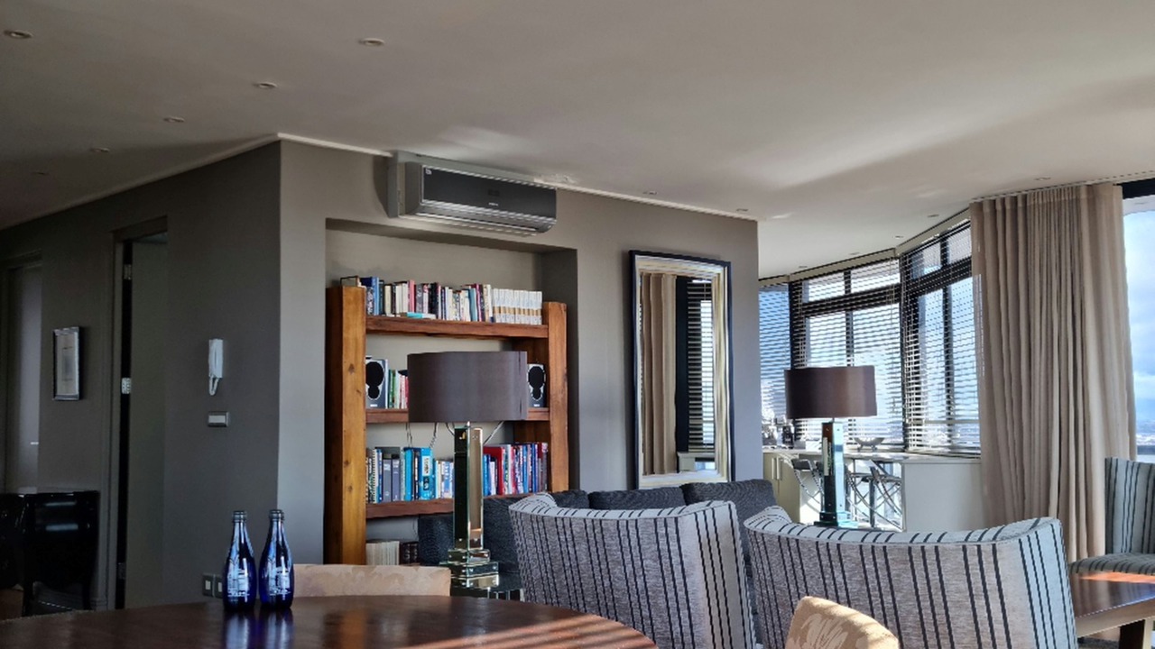 Photo of Livingroom in Century City