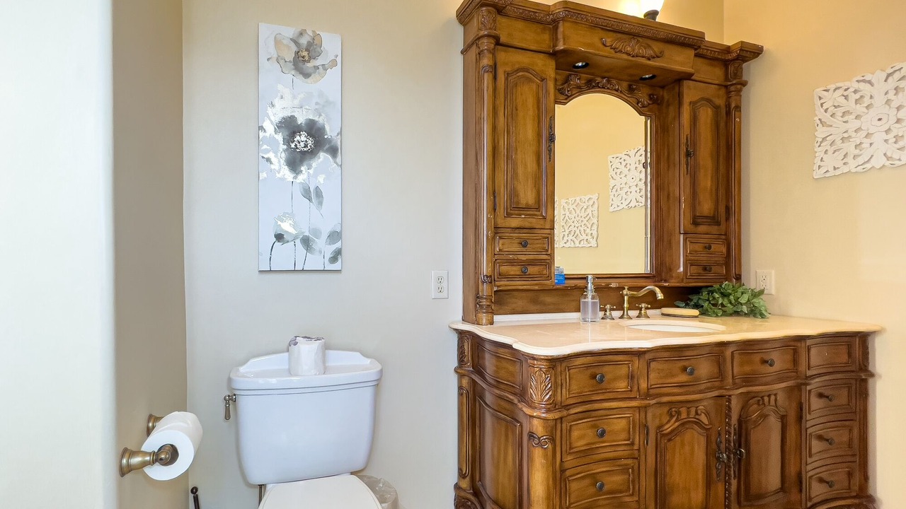 Photo of Bathroom in Salinas