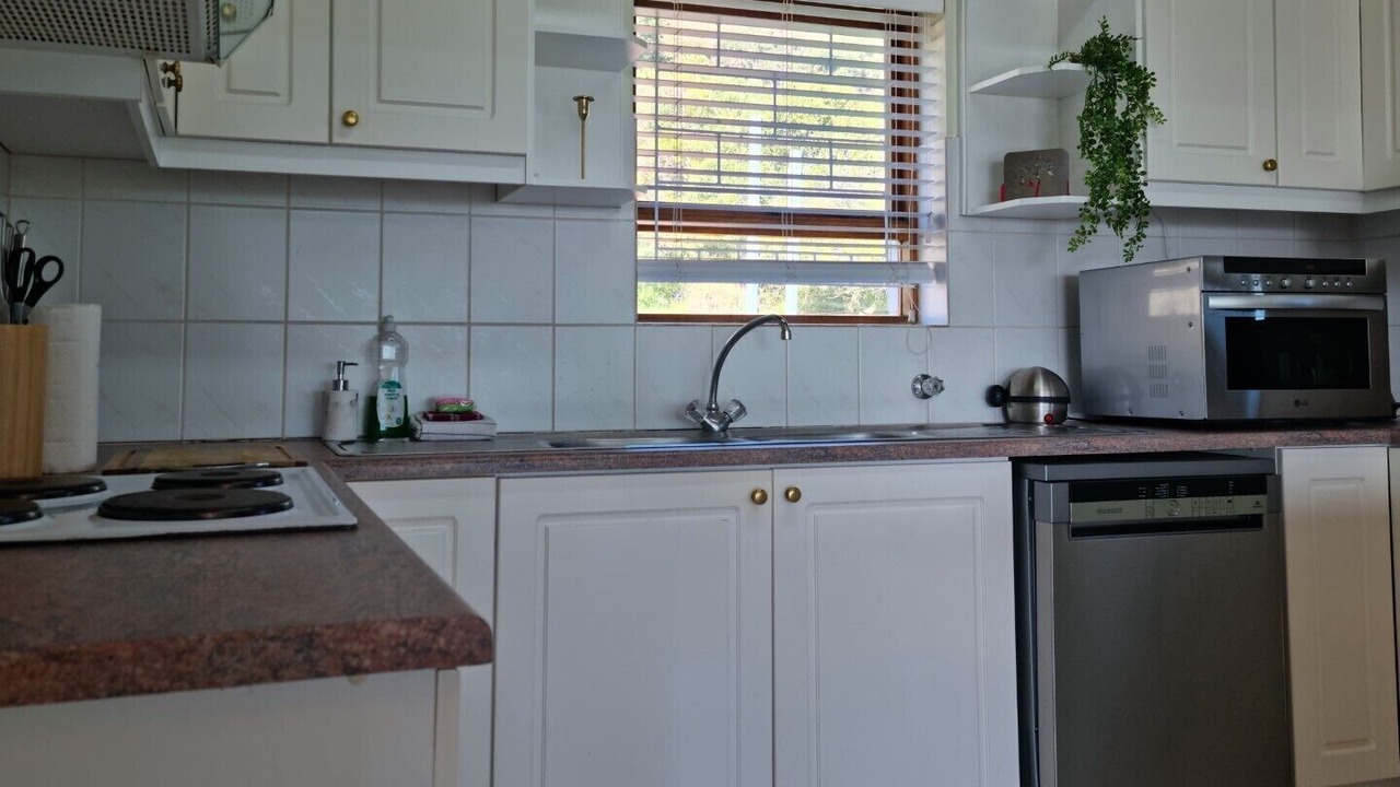 Photo of Kitchen in Gordons Bay Central