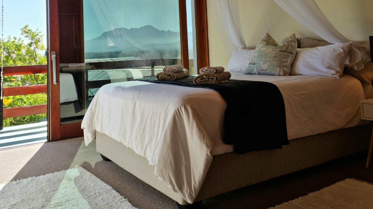 Photo of Bedroom in Gordons Bay Central
