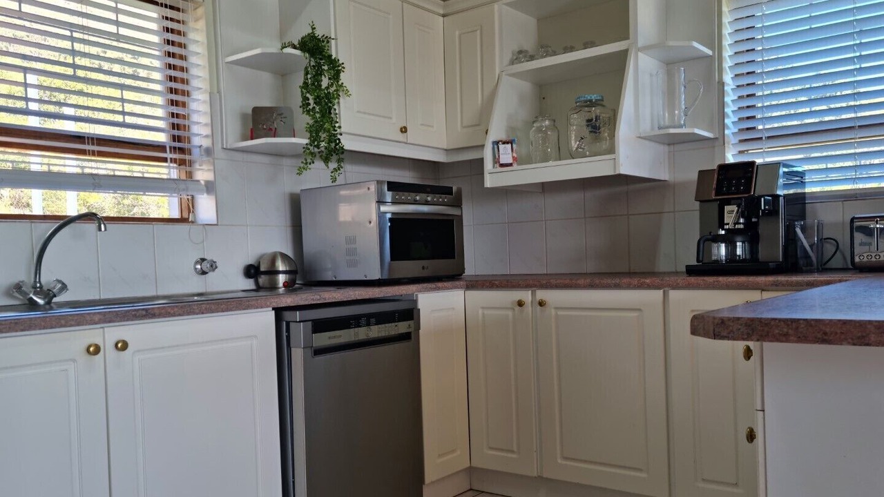 Photo of Kitchen in Gordons Bay Central