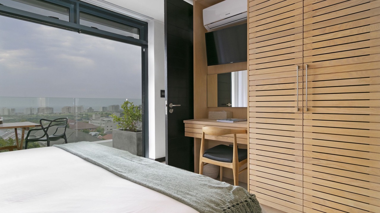 Photo of Bedroom in Three Anchor Bay