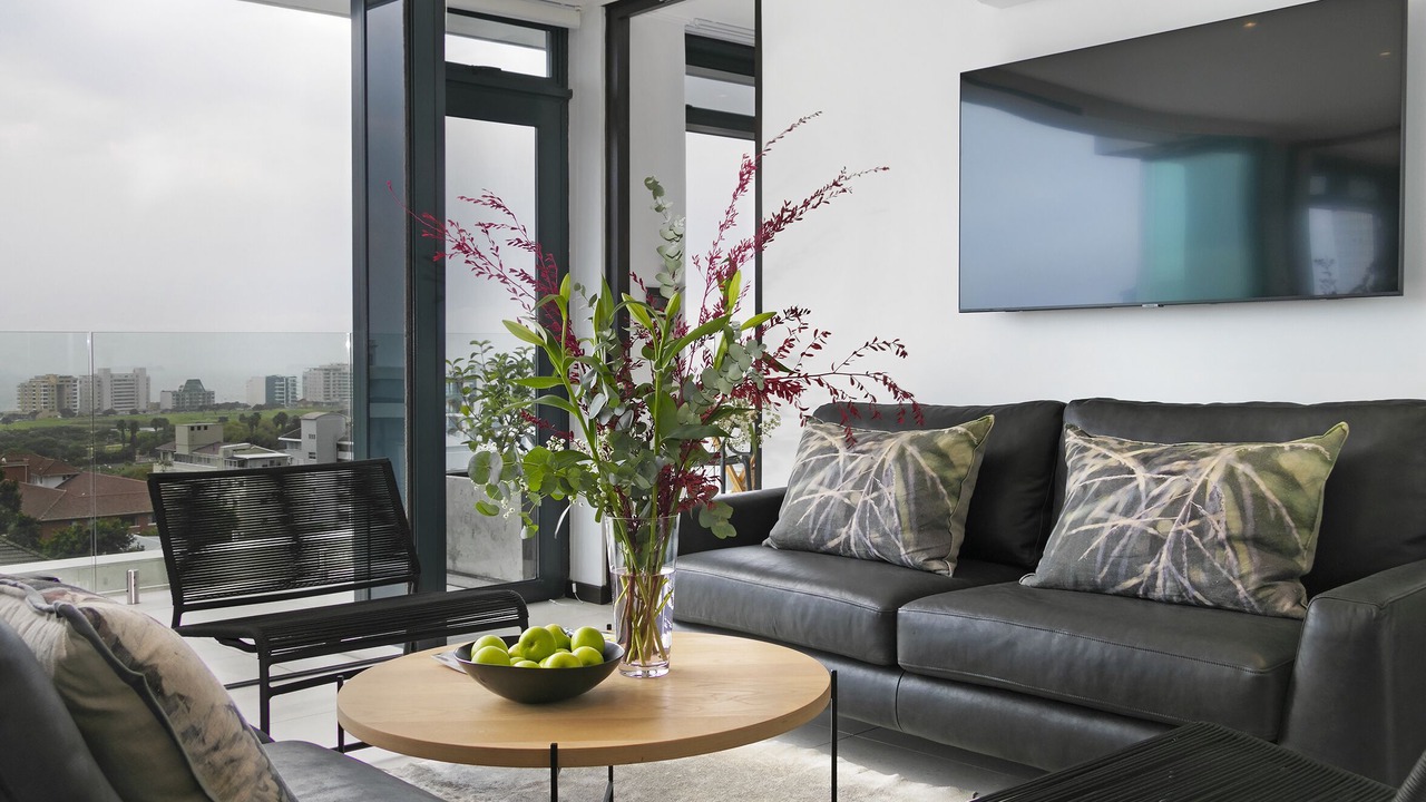 Photo of Livingroom in Three Anchor Bay