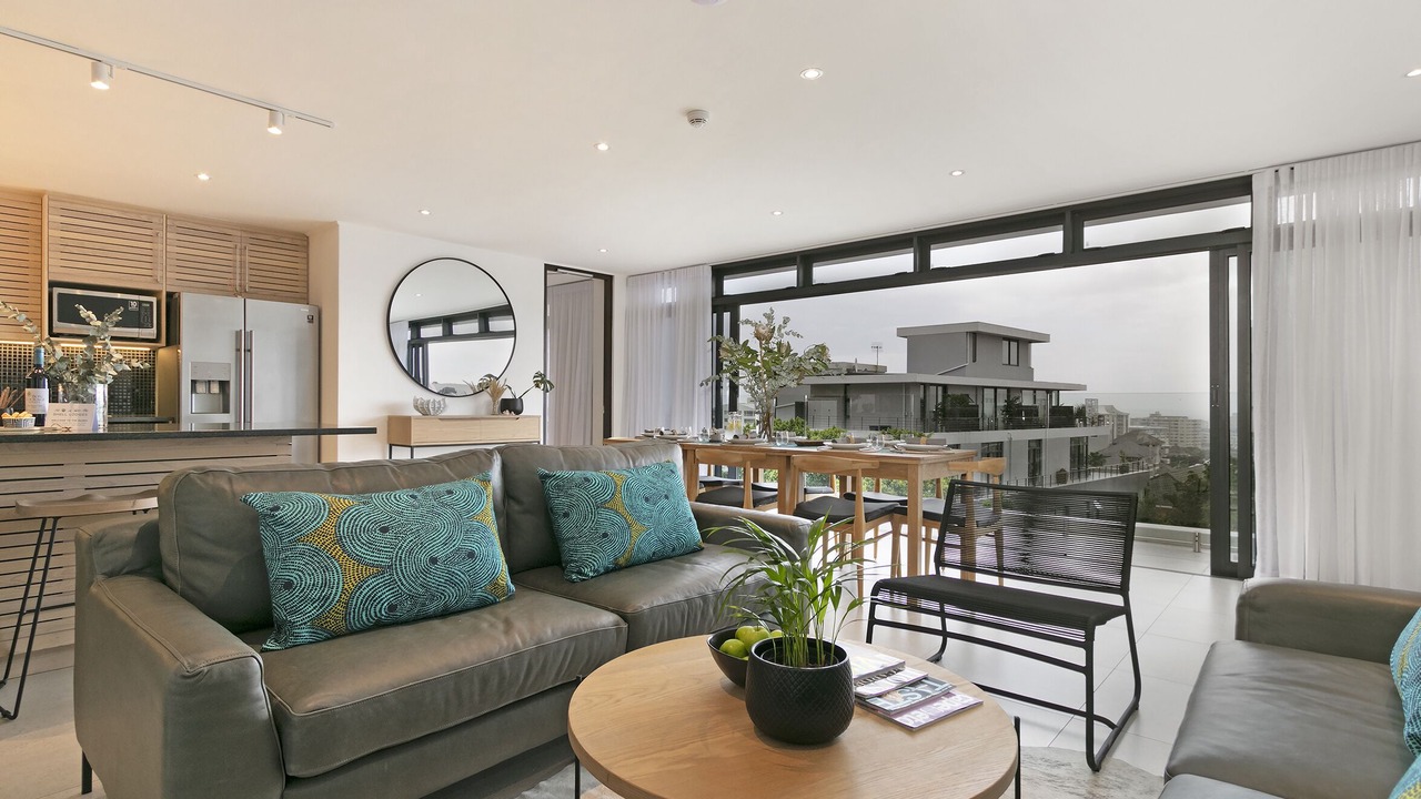 Photo of Livingroom in Three Anchor Bay