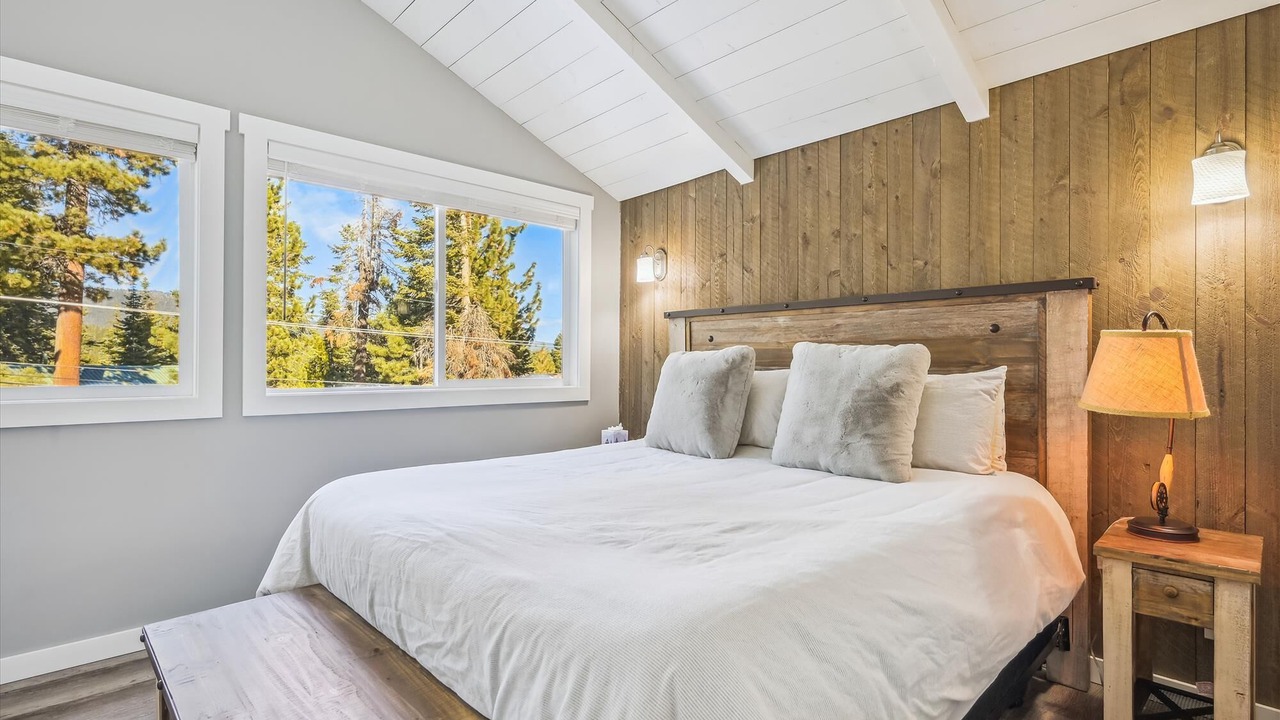 Photo of Bedroom in Comstock Acres